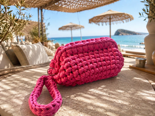 Sorrento Clutch-Hot Pink