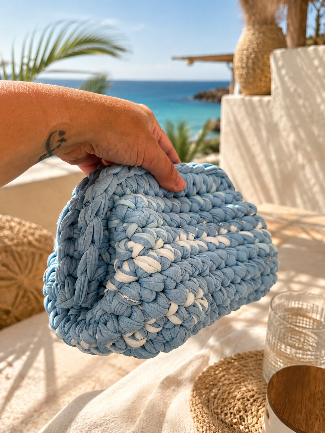 The Riviera Clutch